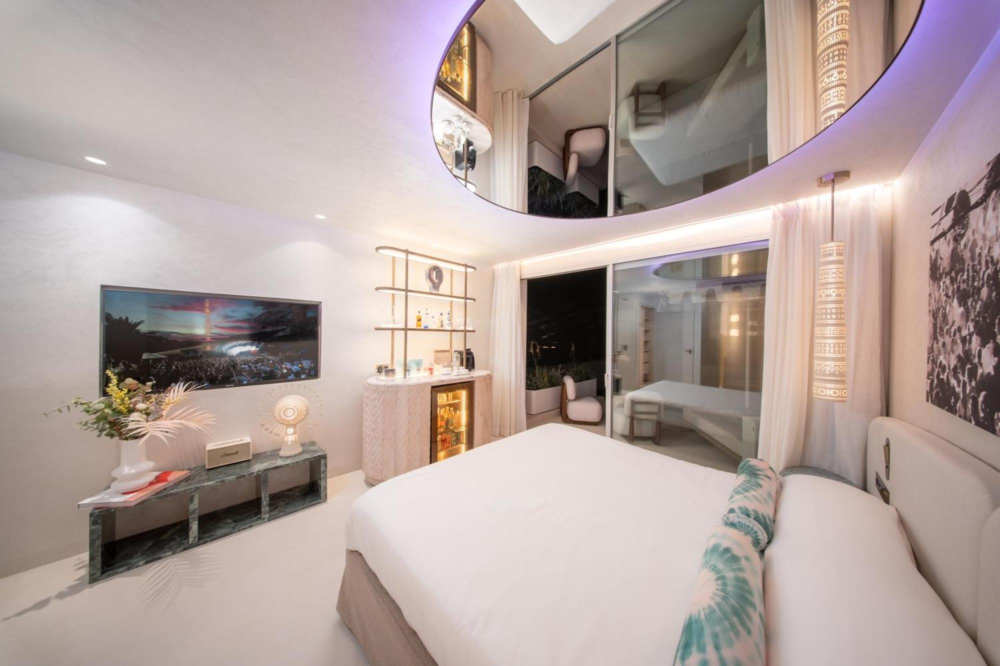 Destino Five Ibiza - 5-Star Grand Luxe Resort (Adults Only) Playa De Talamanca Esterno foto